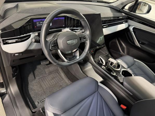 Geely Atlas II с пробегом 2024 года, цена 2 999 800 рублей, 21200 км, внедорожник, Автокод Объявления