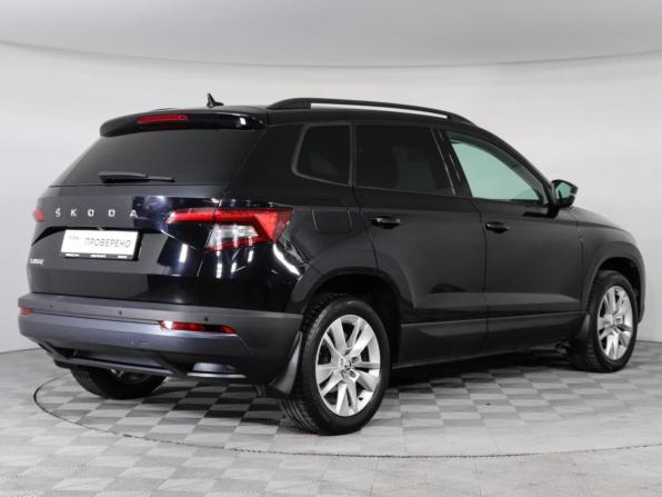 Skoda Karoq I с пробегом 2020 года, цена 2 399 000 рублей, 116338 км, внедорожник, Автокод Объявления