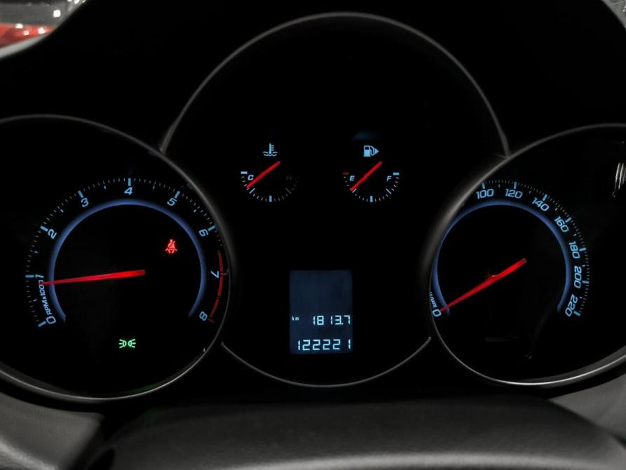 Chevrolet Cruze I Рестайлинг Казань  - изображение 16
