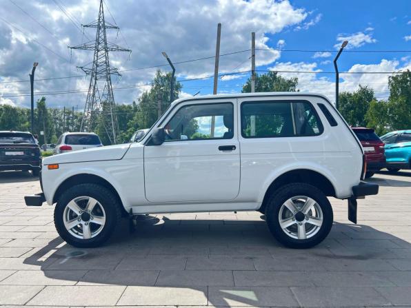 Lada (ВАЗ) Niva Legend с пробегом 2024 года, цена 936 000 рублей, 11638 км, внедорожник, Автокод Объявления