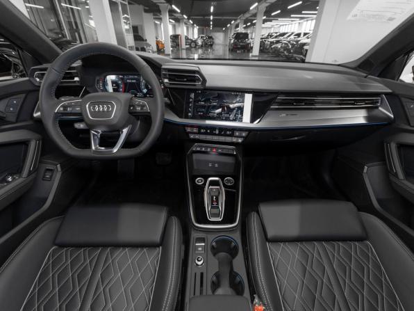 Audi A3 IV (8Y) Рестайлинг с пробегом 2026 года, цена 3 900 000 рублей, 30 км, хэтчбек, Автокод Объявления