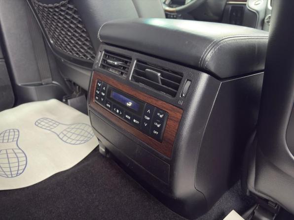 Toyota Land Cruiser 200 Series Рестайлинг 2 с пробегом 2016 года, цена 5 260 000 рублей, 243927 км, внедорожник, Автокод Объявления