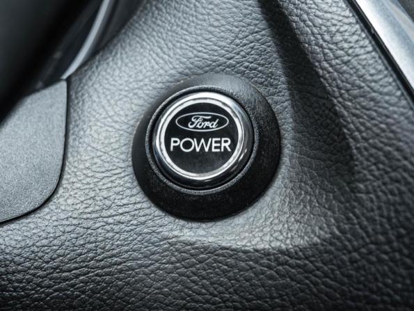 Ford Focus III с пробегом 2012 года, цена 788 300 рублей, 237867 км, седан, Автокод Объявления