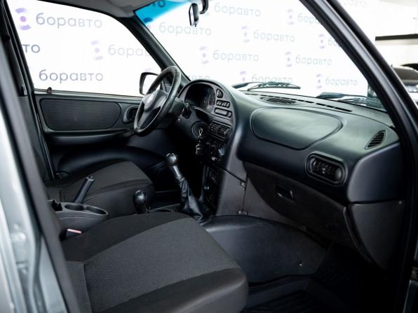 Chevrolet Niva I Рестайлинг с пробегом 2011 года, цена 470 000 рублей, 220628 км, внедорожник, Автокод Объявления