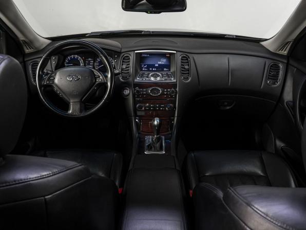 Infiniti QX50 I Рестайлинг с пробегом 2017 года, цена 2 440 000 рублей, 147355 км, внедорожник, Автокод Объявления
