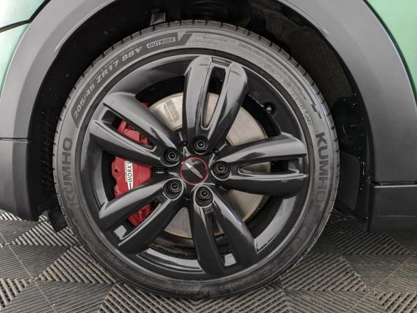 Mini Hatch III (F55/F56) Рестайлинг с пробегом 2020 года, цена 2 990 000 рублей, 84800 км, хэтчбек, Автокод Объявления