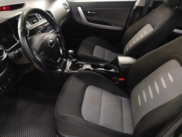 Kia Ceed II с пробегом 2015 года, цена 1 053 150 рублей, 165241 км, хэтчбек, Автокод Объявления