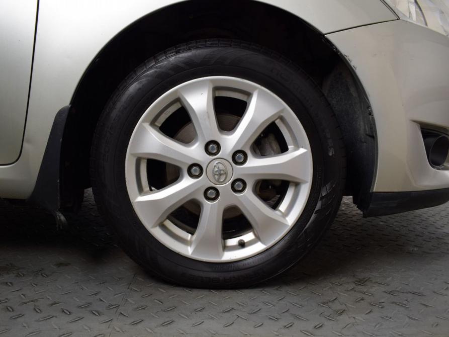 Toyota Auris I Кемерово  - изображение 13
