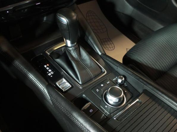 Mazda 6 III (GJ) Рестайлинг с пробегом 2015 года, цена 1 880 000 рублей, 136876 км, седан, Автокод Объявления