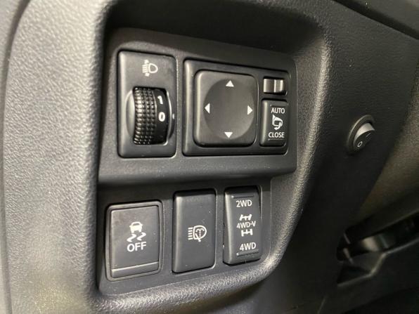Nissan Juke I с пробегом 2013 года, цена 1 279 000 рублей, 213408 км, внедорожник, Автокод Объявления