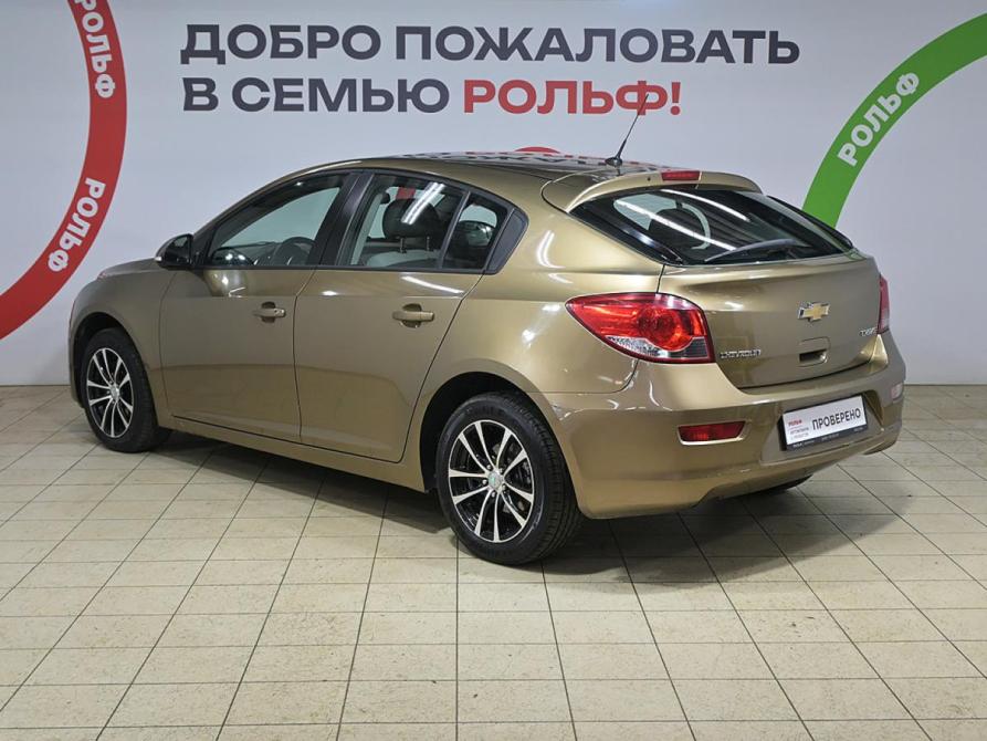 Chevrolet Cruze I Рестайлинг Москва  - изображение 6