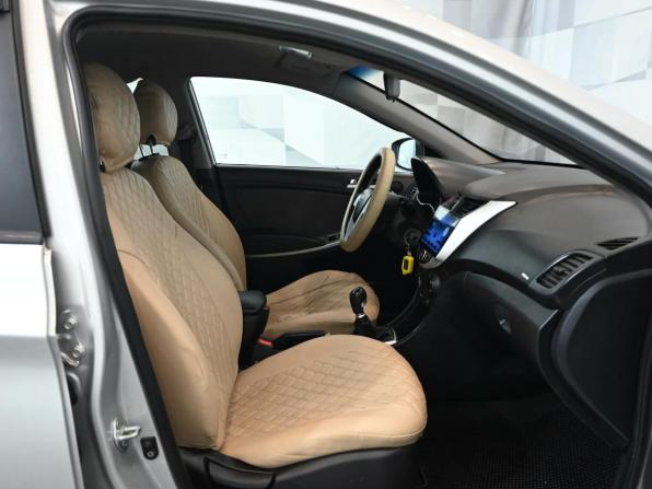 Hyundai Solaris I с пробегом 2012 года, цена 550 000 рублей, 217517 км, седан, Автокод Объявления