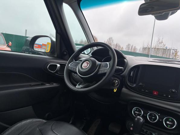 Fiat 500L I Рестайлинг с пробегом 2018 года, цена 1 450 000 рублей, 79362 км, минивэн, Автокод Объявления
