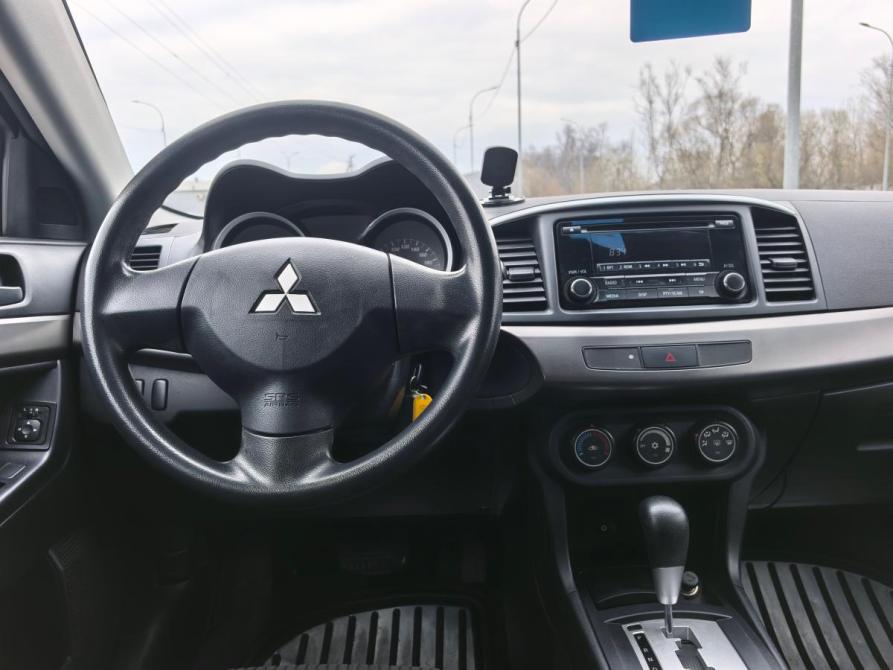 Mitsubishi Lancer X Рестайлинг Санкт-Петербург  - изображение 12