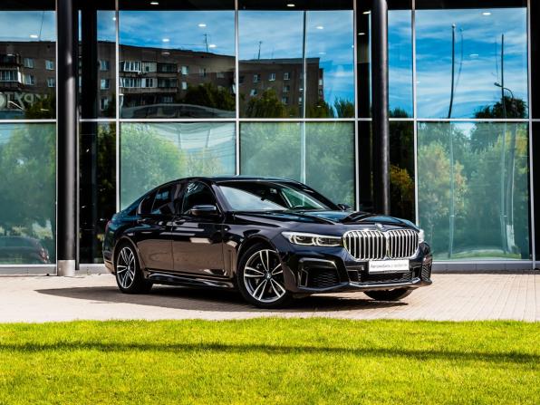 BMW 7 серии VI (G11/G12) Рестайлинг с пробегом 2019 года, цена 5 890 000 рублей, 98398 км, седан, Автокод Объявления