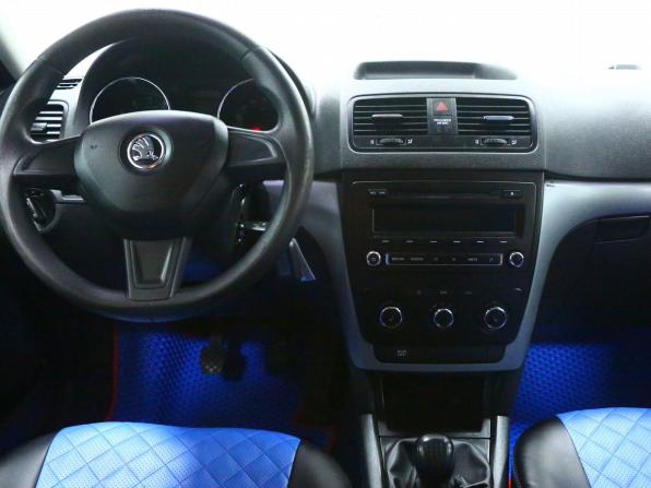 Skoda Yeti I Рестайлинг с пробегом 2014 года, цена 785 000 рублей, 219000 км, внедорожник, Автокод Объявления