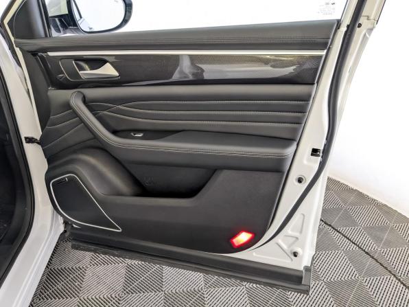 Dongfeng DFSK ix7 с пробегом 2024 года, цена 2 440 000 рублей, 5099 км, внедорожник, Автокод Объявления