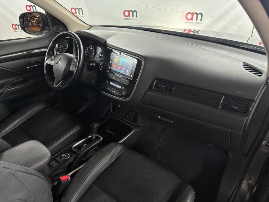 Mitsubishi Outlander III Рестайлинг 2 Санкт-Петербург  - изображение 12