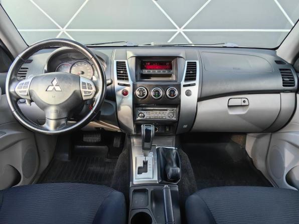Mitsubishi Pajero Sport II Рестайлинг с пробегом 2013 года, цена 1 322 000 рублей, 194655 км, внедорожник, Автокод Объявления