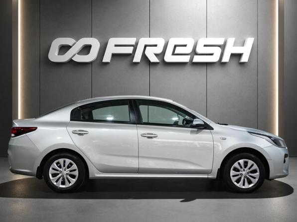 Kia Rio IV с пробегом 2018 года, цена 1 060 000 рублей, 156971 км, седан, Автокод Объявления