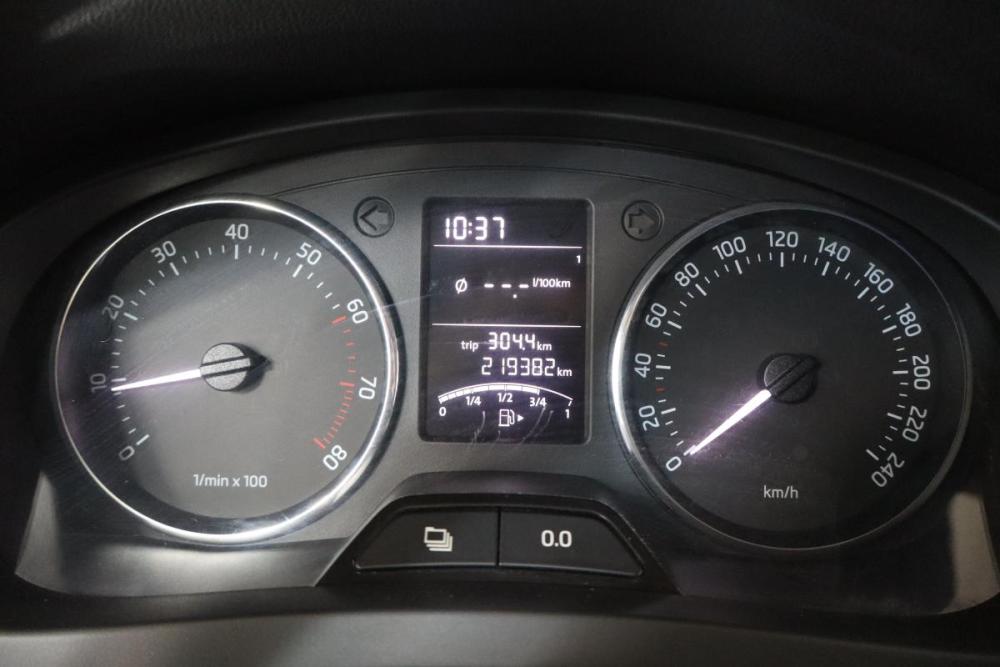 Skoda Rapid I Санкт-Петербург  - изображение 15