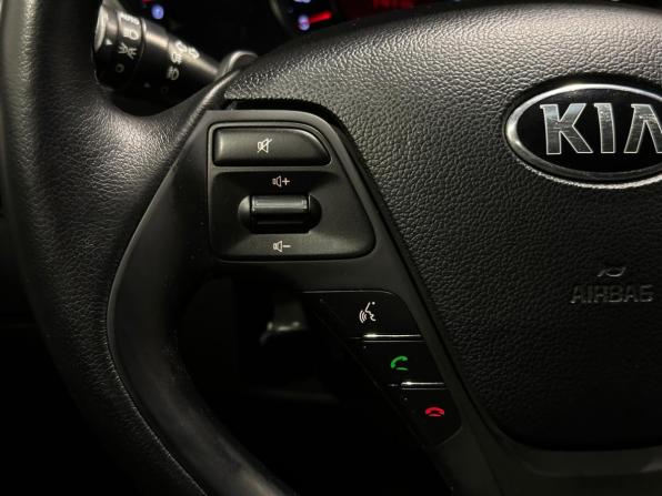 Kia Ceed II Рестайлинг с пробегом 2018 года, цена 1 495 000 рублей, 69556 км, хэтчбек, Автокод Объявления