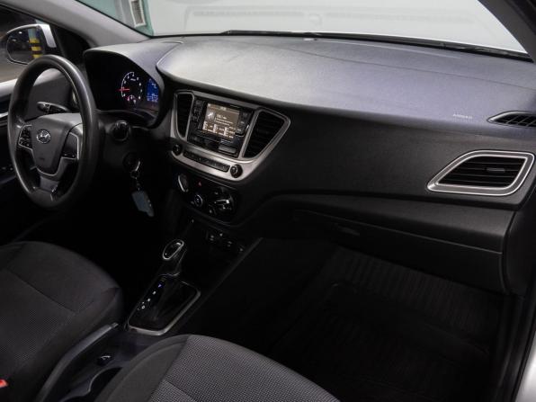 Hyundai Solaris II с пробегом 2020 года, цена 1 189 000 рублей, 182123 км, седан, Автокод Объявления