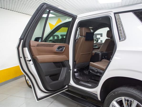 Chevrolet Tahoe V с пробегом 2023 года, цена 10 499 000 рублей, 9530 км, внедорожник, Автокод Объявления