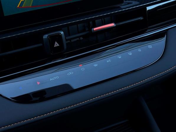 Omoda S5 GT с пробегом 2024 года, цена 1 443 900 рублей, 7391 км, седан, Автокод Объявления