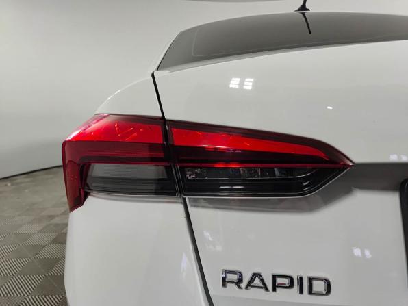 Skoda Rapid II с пробегом 2021 года, цена 1 510 000 рублей, 95000 км, лифтбек, Автокод Объявления
