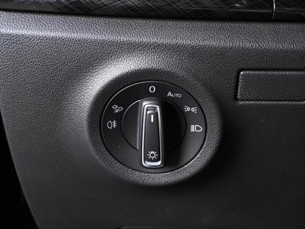 Volkswagen Polo VI с пробегом 2021 года, цена 1 629 000 рублей, 61292 км, лифтбек, Автокод Объявления