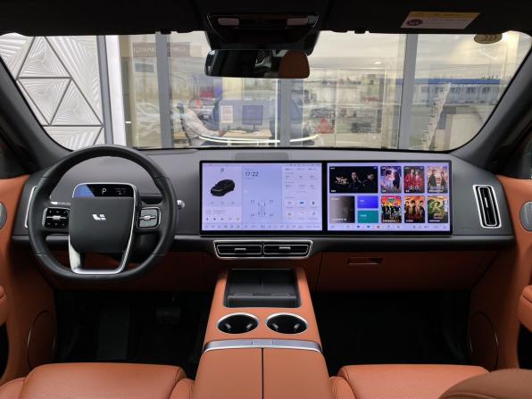 Li Auto (Lixiang) L7 I с пробегом 2024 года, цена 6 528 000 рублей, 6815 км, внедорожник, Автокод Объявления