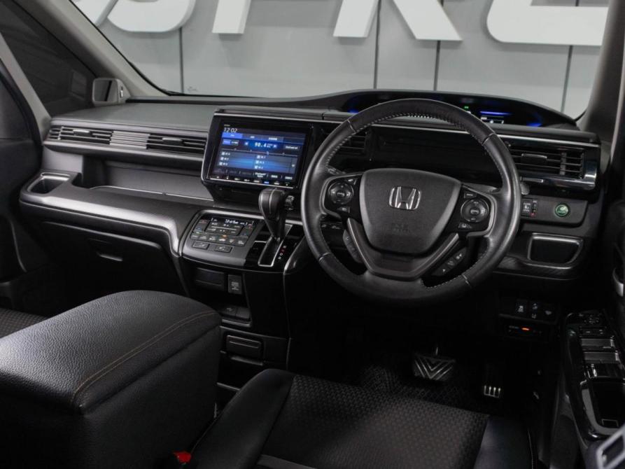 Honda Stepwgn V Рестайлинг Тюмень  - изображение 7