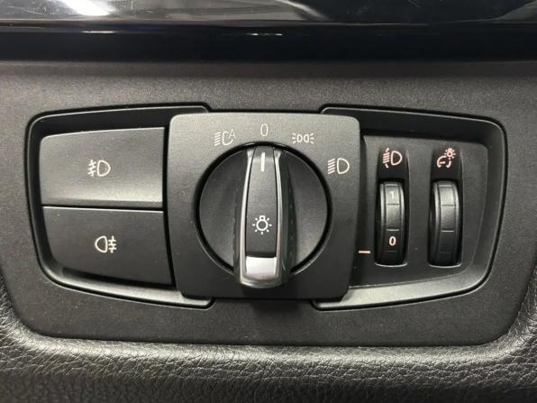 BMW 3 серии VI (F3x) Рестайлинг с пробегом 2018 года, цена 2 457 000 рублей, 138000 км, седан, Автокод Объявления