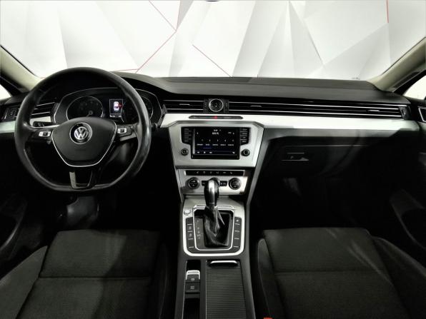 Volkswagen Passat B8 с пробегом 2016 года, цена 1 465 150 рублей, 292177 км, седан, Автокод Объявления