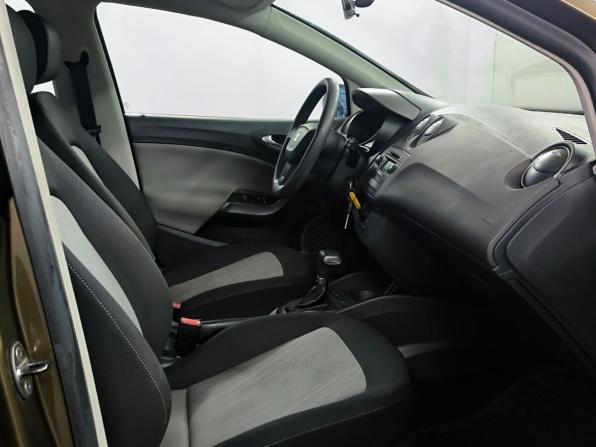 SEAT Ibiza IV Рестайлинг с пробегом 2013 года, цена 770 000 рублей, 116672 км, хэтчбек, Автокод Объявления