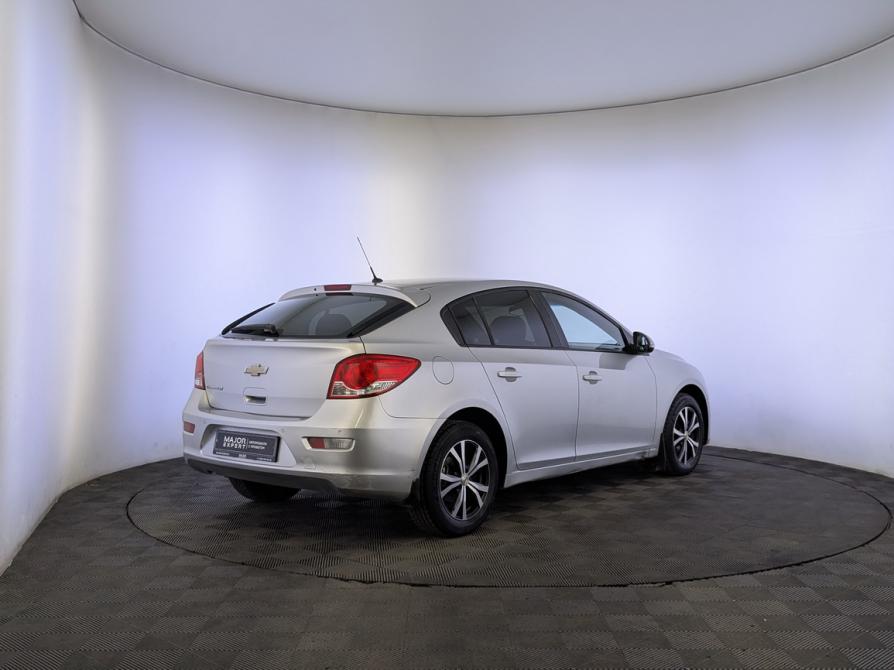 Chevrolet Cruze I Рестайлинг Москва  - изображение 5