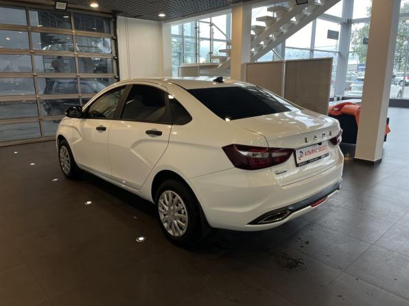 Lada (ВАЗ) Vesta I Рестайлинг (NG) с пробегом 2024 года, цена 1 592 000 рублей, 12498 км, седан, Автокод Объявления