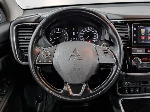 Mitsubishi Outlander III Рестайлинг 3 с пробегом 2019 года, цена 1 715 000 рублей, 170212 км, внедорожник, Автокод Объявления