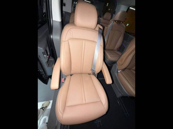 Hyundai Staria I с пробегом 2025 года, цена 8 990 000 рублей, 4500 км, минивэн, Автокод Объявления