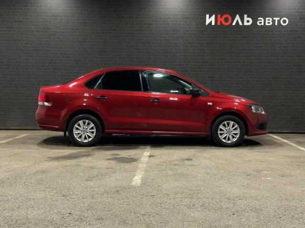 Volkswagen Polo V с пробегом 2012 года, цена 690 000 рублей, 172557 км, седан, Автокод Объявления