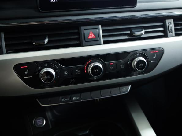 Audi A4 V (B9) с пробегом 2017 года, цена 2 366 000 рублей, 101271 км, седан, Автокод Объявления