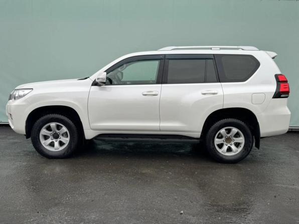 Toyota Land Cruiser Prado 150 Series Рестайлинг 2 с пробегом 2018 года, цена 4 449 000 рублей, 113681 км, внедорожник, Автокод Объявления