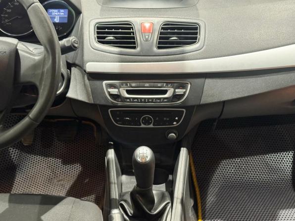 Renault Megane III с пробегом 2010 года, цена 549 374 рубля, 217666 км, хэтчбек, Автокод Объявления