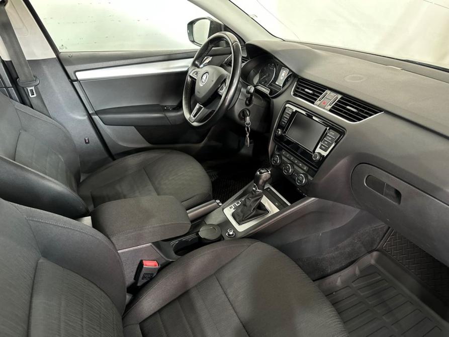 Skoda Octavia III (A7) Москва  - изображение 10