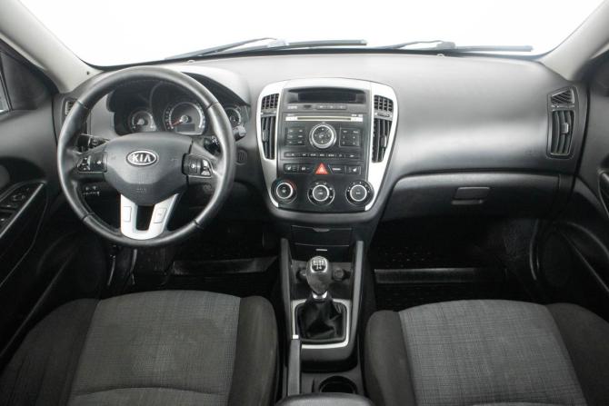Kia Ceed I Рестайлинг с пробегом 2011 года, цена 529 000 рублей, 256500 км, хэтчбек, Автокод Объявления