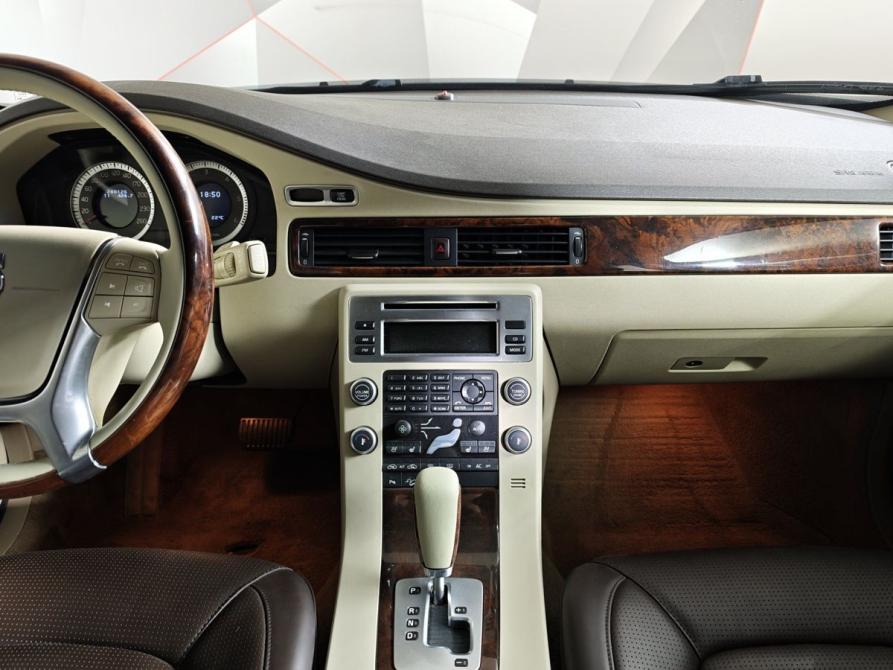 Volvo XC70 II Москва  - изображение 14