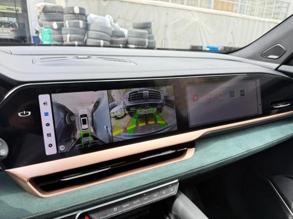 Geely Monjaro I с пробегом 2023 года, цена 3 149 000 рублей, 47300 км, внедорожник, Автокод Объявления
