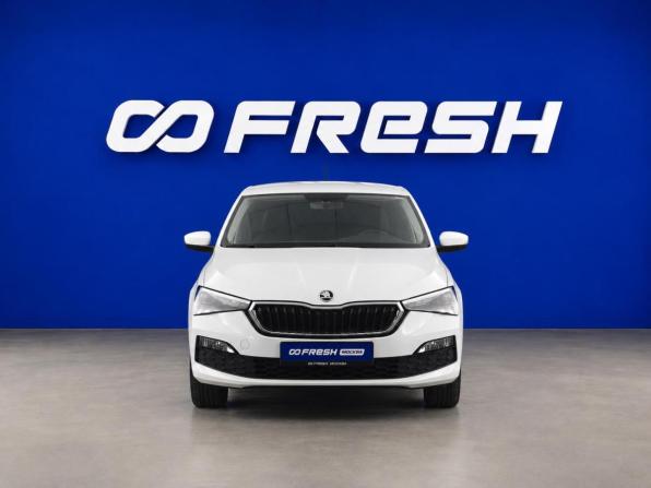 Skoda Rapid II с пробегом 2021 года, цена 1 899 452 рубля, 44971 км, лифтбек, Автокод Объявления