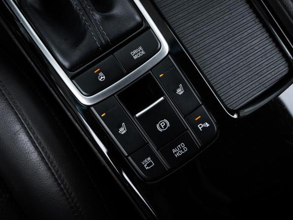 Kia Optima IV Рестайлинг с пробегом 2018 года, цена 1 997 000 рублей, 98414 км, седан, Автокод Объявления